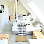 旅馆 Five Point & *