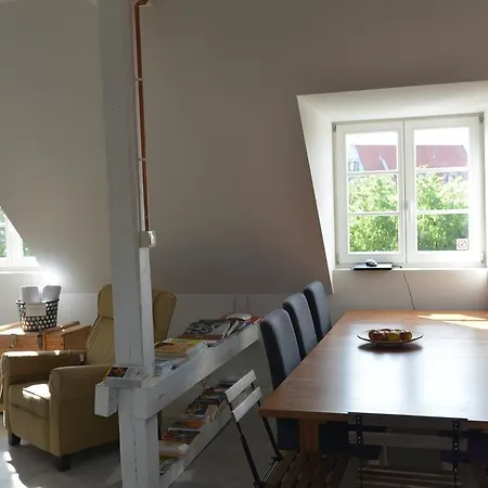 Hostal Five Point & Gdansk