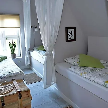Five Point Hostel&apartments