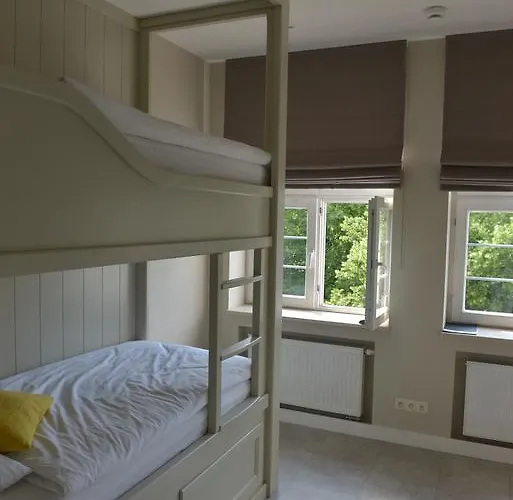 Хостел Five Point &