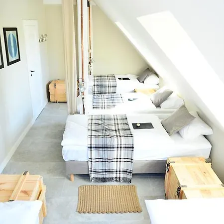 Хостел Five Point & *